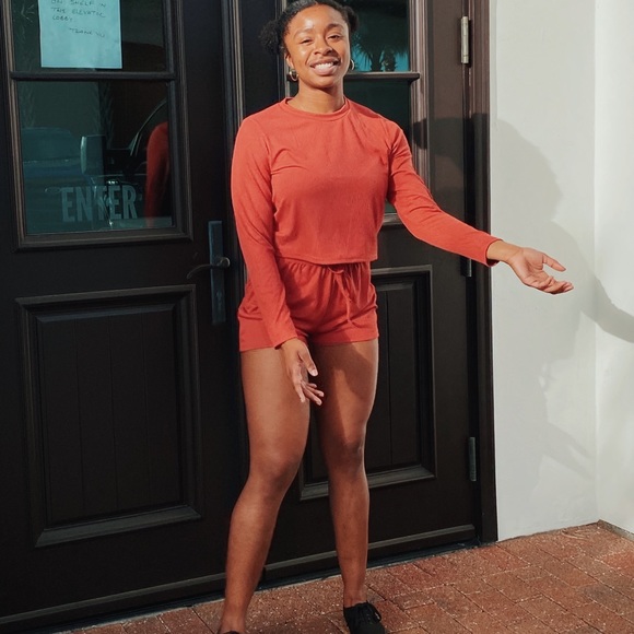 2 piece long sleeve short set - Picture 1 of 3